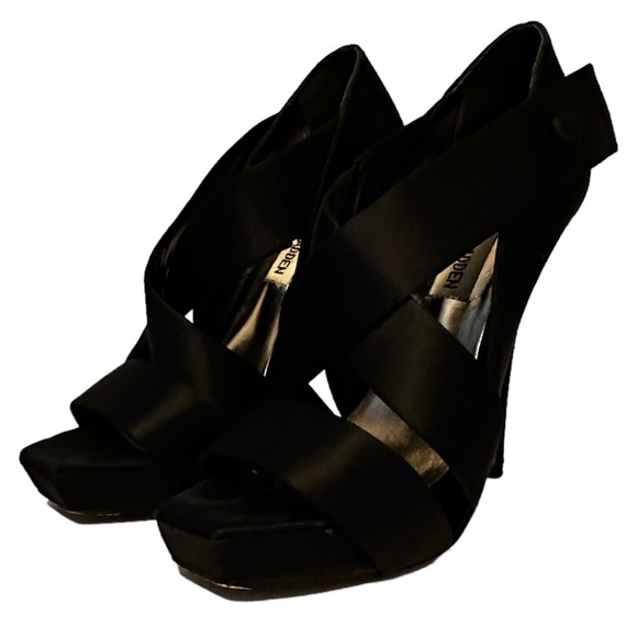 Steve‎ Madden Black Satin Bradlly Heels - Picture 7 of 8